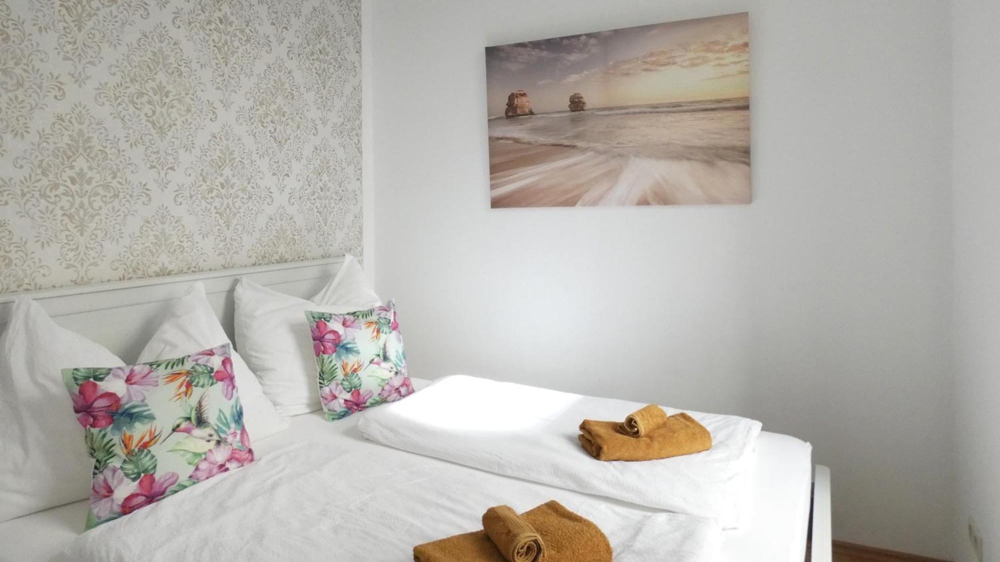 Stylish, Central 2-Room Flat Near Augarten เวียนนา ภายนอก รูปภาพ